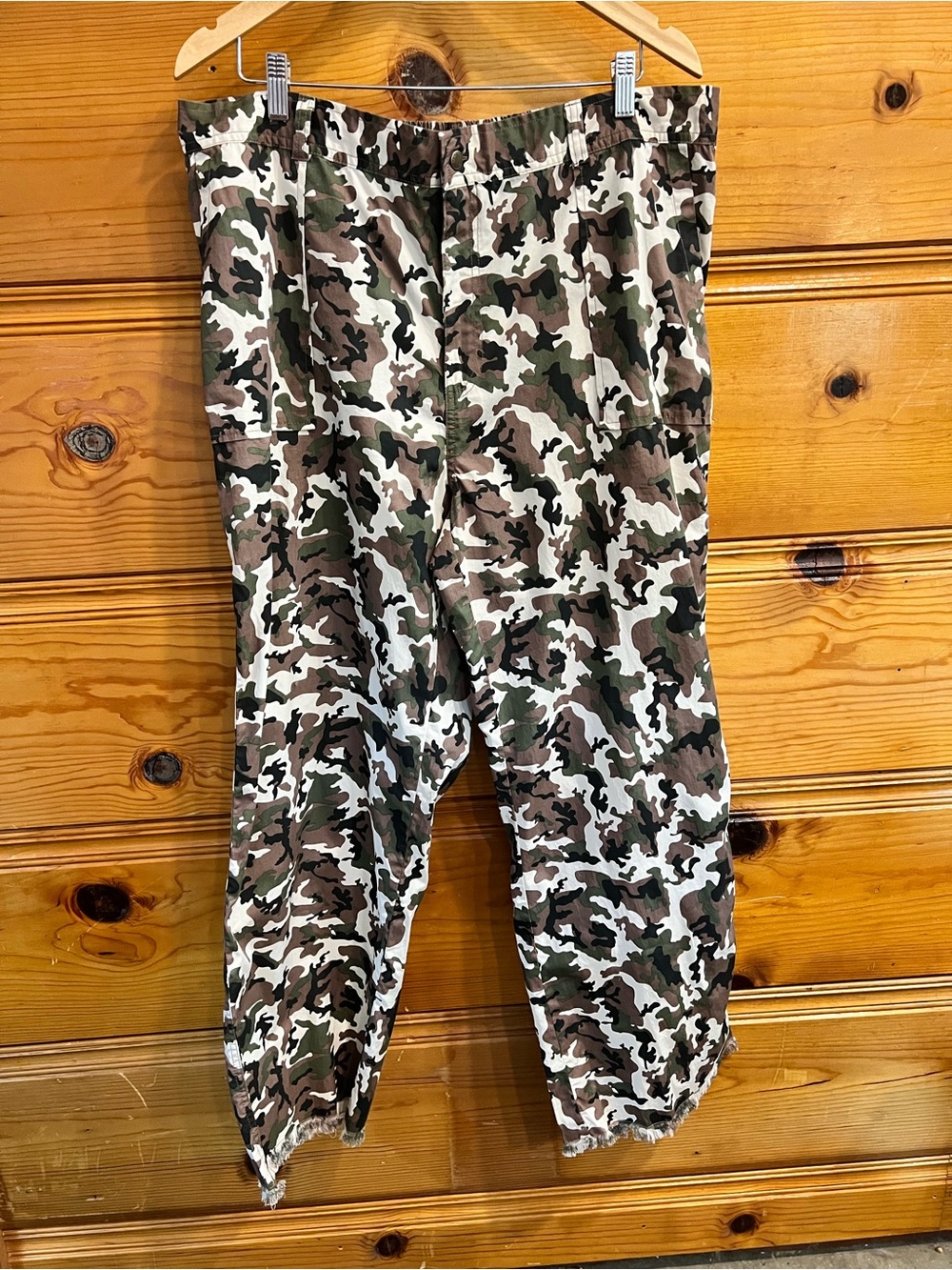 NWOT Seed To Style Organic Cotton Camo Print Pants XL Frayed Hem QVC Gorpcore